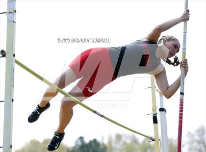 Thumbnail 2 in Scottsboro Invitational (Pole Vault) photogallery.