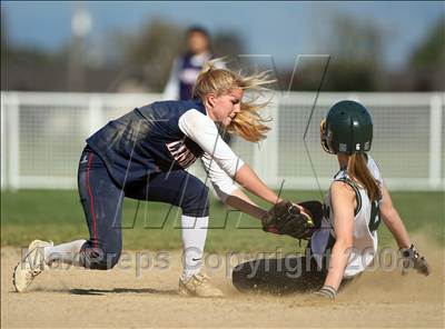 Thumbnail 3 in Lynbrook @ Homestead photogallery.