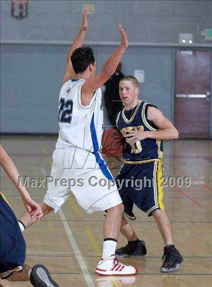 Thumbnail 3 in Sutter vs. Sacred Heart Cathedral (Cordova Tournament) photogallery.