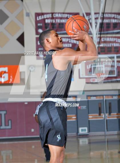 Thumbnail 2 in Capistrano Valley vs. Canyon Springs (Rancho Mirage Holiday Invitational) photogallery.