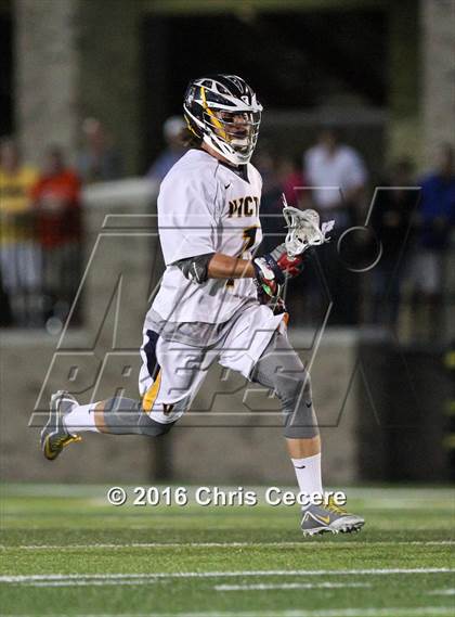 Thumbnail 1 in Victor vs. Pittsford (Section 5 Class A Final) photogallery.