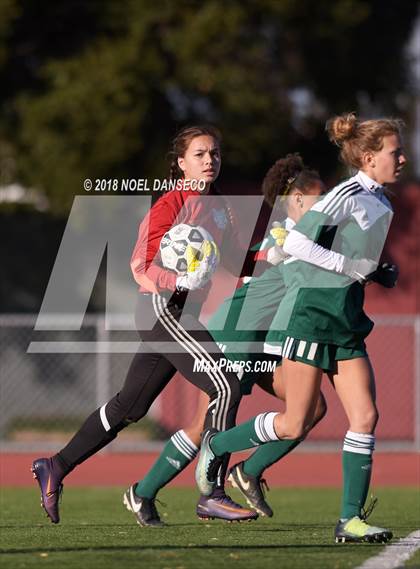 Thumbnail 2 in Carlmont vs Homestead photogallery.