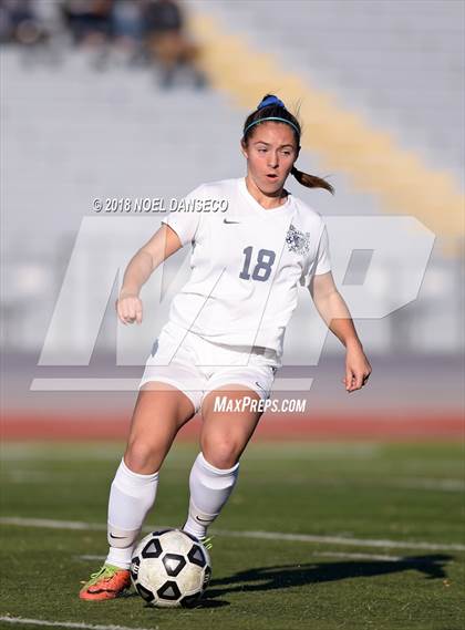 Thumbnail 1 in Carlmont vs Homestead photogallery.