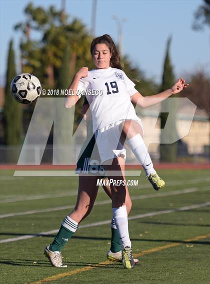 Thumbnail 3 in Carlmont vs Homestead photogallery.