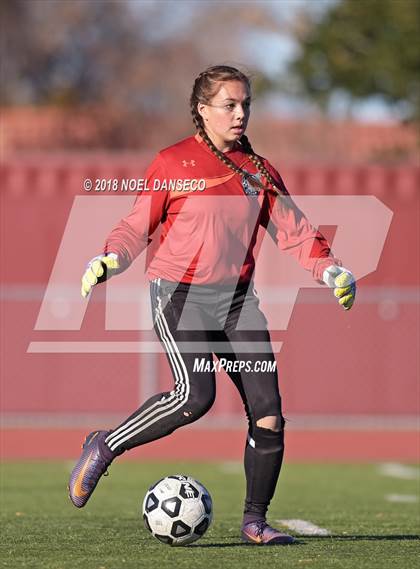 Thumbnail 2 in Carlmont vs Homestead photogallery.