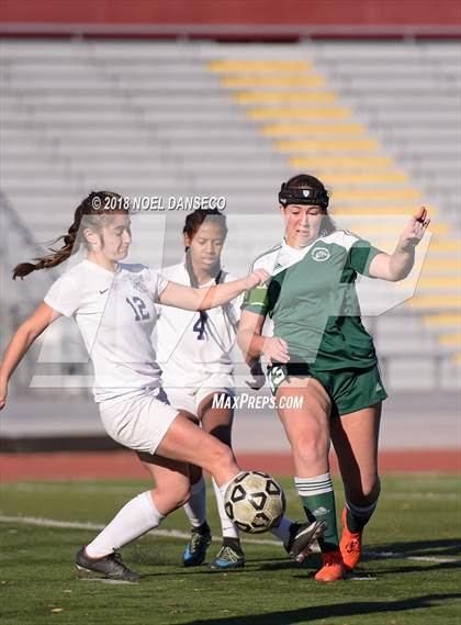 Thumbnail 2 in Carlmont vs Homestead photogallery.