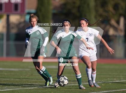 Thumbnail 3 in Carlmont vs Homestead photogallery.