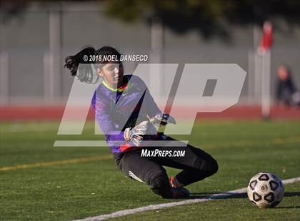 Thumbnail 3 in Carlmont vs Homestead photogallery.