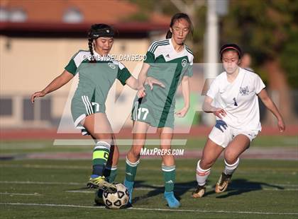 Thumbnail 3 in Carlmont vs Homestead photogallery.