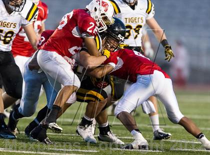 Thumbnail 3 in North Allegheny vs. Wilson (PIAA Class AAAA Semifinal) photogallery.