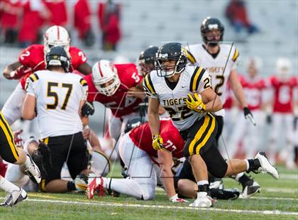 Thumbnail 3 in North Allegheny vs. Wilson (PIAA Class AAAA Semifinal) photogallery.