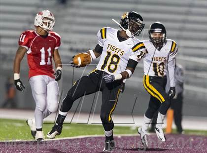 Thumbnail 1 in North Allegheny vs. Wilson (PIAA Class AAAA Semifinal) photogallery.