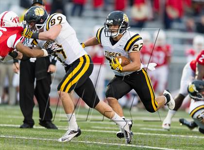 Thumbnail 3 in North Allegheny vs. Wilson (PIAA Class AAAA Semifinal) photogallery.