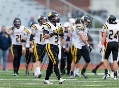 Thumbnail 3 in North Allegheny vs. Wilson (PIAA Class AAAA Semifinal) photogallery.