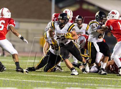 Thumbnail 3 in North Allegheny vs. Wilson (PIAA Class AAAA Semifinal) photogallery.