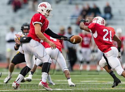 Thumbnail 3 in North Allegheny vs. Wilson (PIAA Class AAAA Semifinal) photogallery.