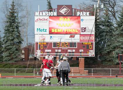 Thumbnail 2 in North Allegheny vs. Wilson (PIAA Class AAAA Semifinal) photogallery.