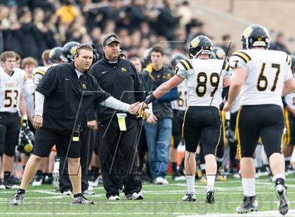 Thumbnail 3 in North Allegheny vs. Wilson (PIAA Class AAAA Semifinal) photogallery.