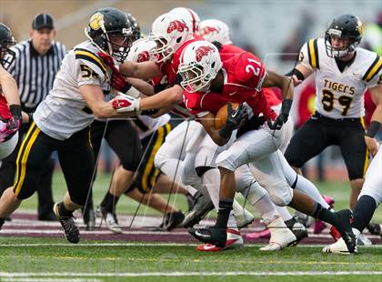 Thumbnail 2 in North Allegheny vs. Wilson (PIAA Class AAAA Semifinal) photogallery.