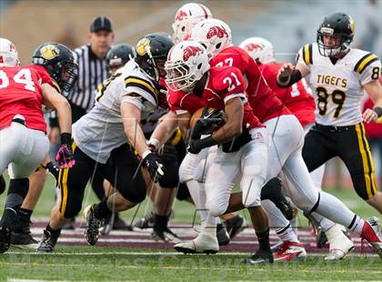 Thumbnail 3 in North Allegheny vs. Wilson (PIAA Class AAAA Semifinal) photogallery.