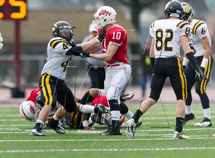 Thumbnail 3 in North Allegheny vs. Wilson (PIAA Class AAAA Semifinal) photogallery.