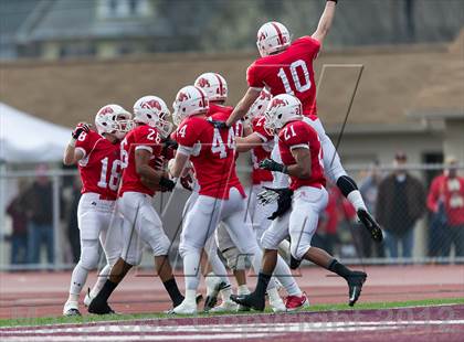 Thumbnail 2 in North Allegheny vs. Wilson (PIAA Class AAAA Semifinal) photogallery.