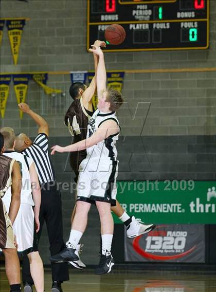Thumbnail 1 in Yuba City vs Granite Bay (Common Good Classic) photogallery.