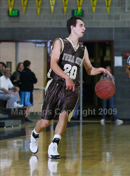 Thumbnail 2 in Yuba City vs Granite Bay (Common Good Classic) photogallery.