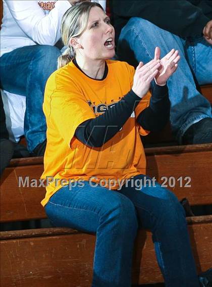 Thumbnail 2 in Saunders vs Tuckahoe (Section One Super Saturday) photogallery.