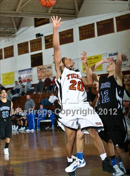 Thumbnail 2 in Saunders vs Tuckahoe (Section One Super Saturday) photogallery.