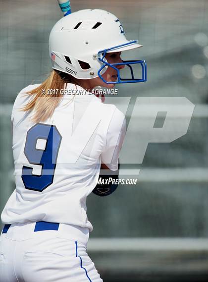 Thumbnail 2 in Krum vs Byron Nelson photogallery.