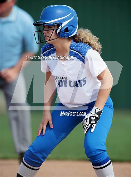 Thumbnail 2 in Krum vs Byron Nelson photogallery.