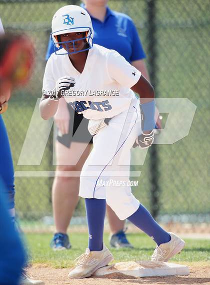 Thumbnail 2 in Krum vs Byron Nelson photogallery.