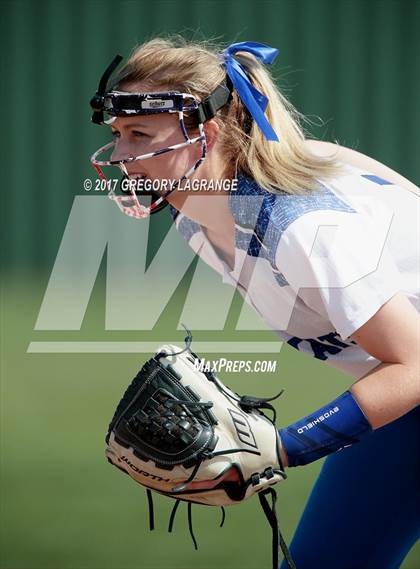 Thumbnail 3 in Krum vs Byron Nelson photogallery.