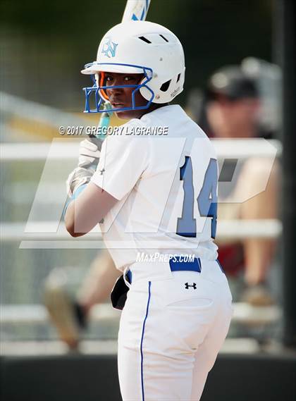 Thumbnail 3 in Krum vs Byron Nelson photogallery.