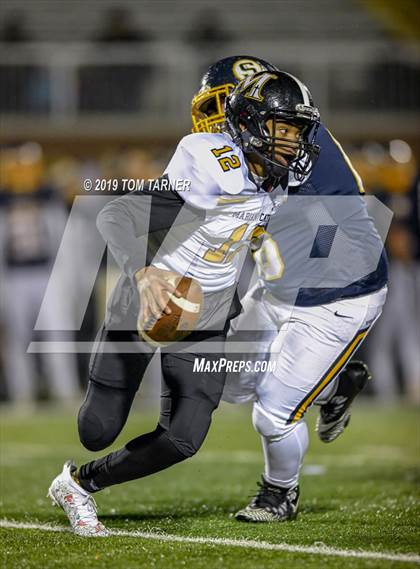 Thumbnail 1 in Marian Catholic @ Sterling (IHSA 5A 1st Round Playoff) photogallery.