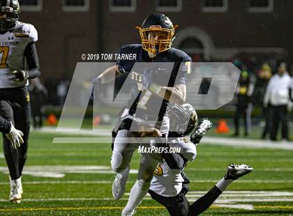 Thumbnail 3 in Marian Catholic @ Sterling (IHSA 5A 1st Round Playoff) photogallery.