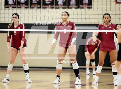 Thumbnail 2 in Keller vs Keller Central photogallery.