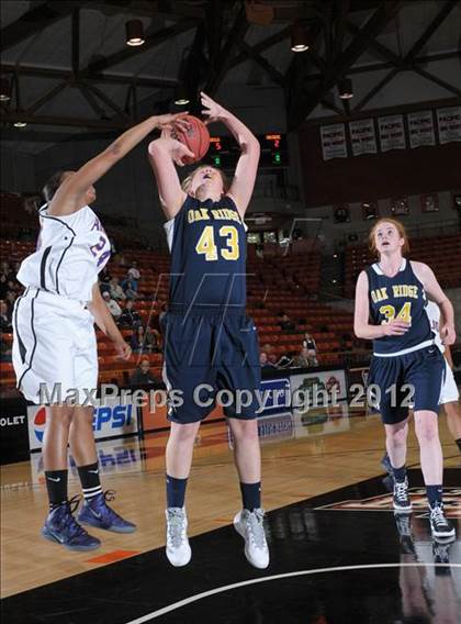 Thumbnail 2 in Armijo vs. Oak Ridge (CIF SJS D1 Playoffs) photogallery.