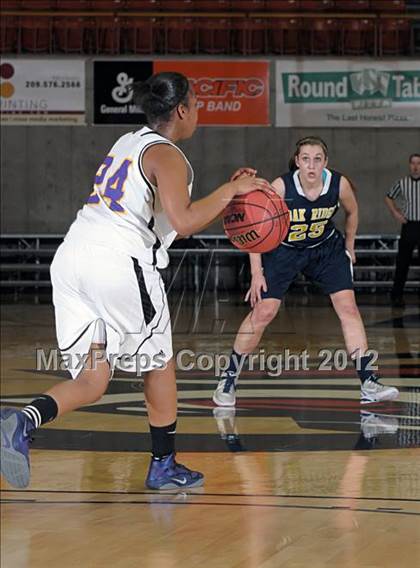 Thumbnail 1 in Armijo vs. Oak Ridge (CIF SJS D1 Playoffs) photogallery.