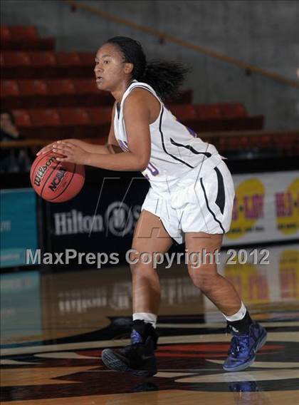 Thumbnail 1 in Armijo vs. Oak Ridge (CIF SJS D1 Playoffs) photogallery.