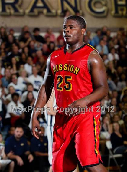 Thumbnail 2 in West Ranch vs. Mission Viejo (CIF SS Playoffs) photogallery.