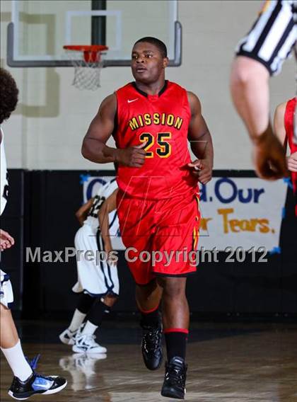 Thumbnail 3 in West Ranch vs. Mission Viejo (CIF SS Playoffs) photogallery.
