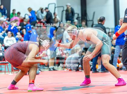 Thumbnail 2 in Lovelock Mustangs Tournament (190lbs) photogallery.