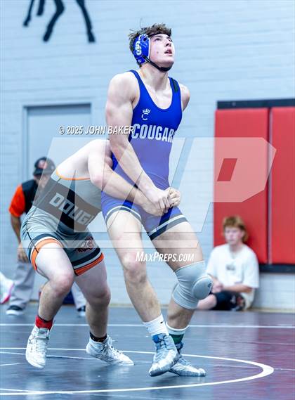 Thumbnail 2 in Lovelock Mustangs Tournament (190lbs) photogallery.
