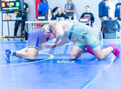 Thumbnail 1 in Lovelock Mustangs Tournament (190lbs) photogallery.