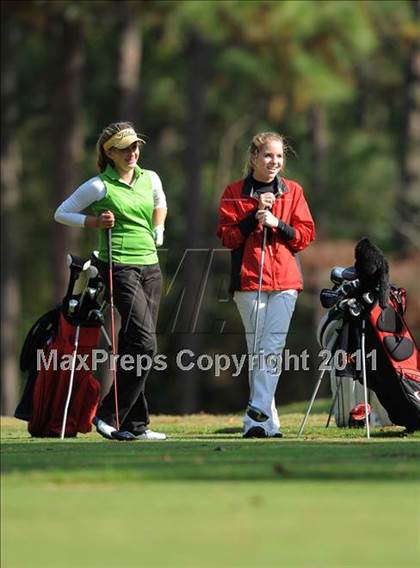 Thumbnail 3 in NCHSAA 4A Championships (Day 1) photogallery.
