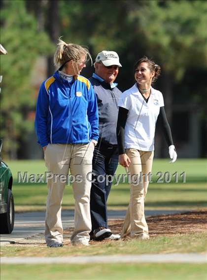Thumbnail 3 in NCHSAA 4A Championships (Day 1) photogallery.