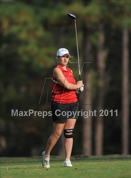 Thumbnail 2 in NCHSAA 4A Championships (Day 1) photogallery.