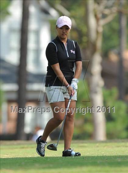 Thumbnail 1 in NCHSAA 4A Championships (Day 1) photogallery.